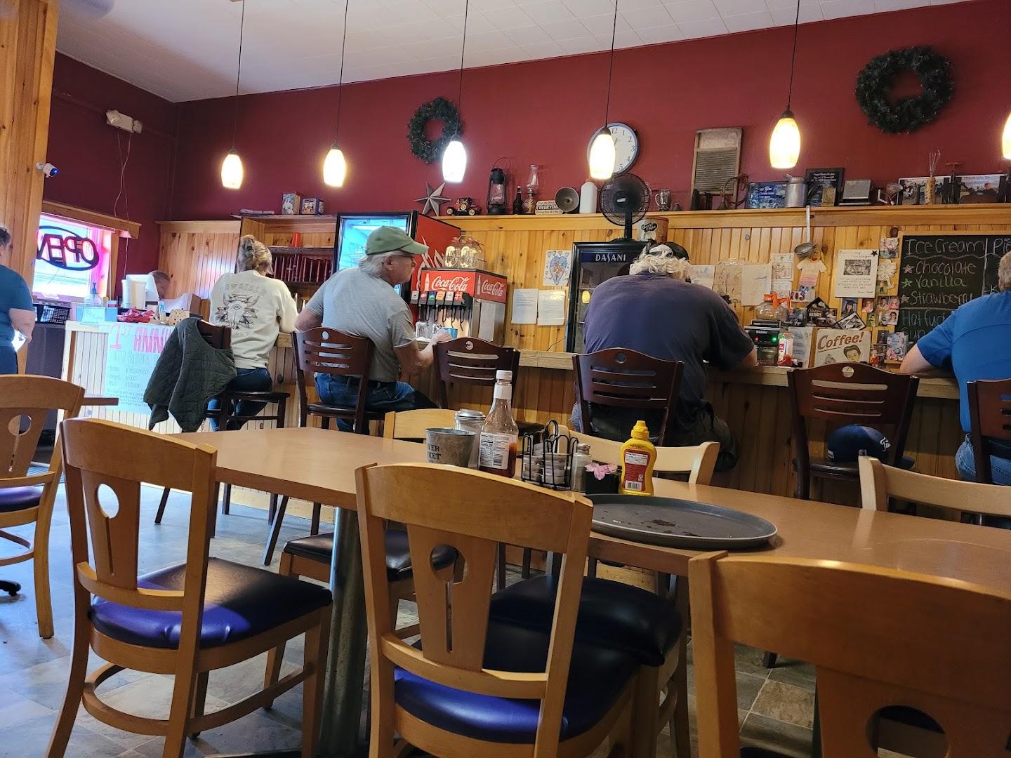 Rosie's (formerly Mema's)